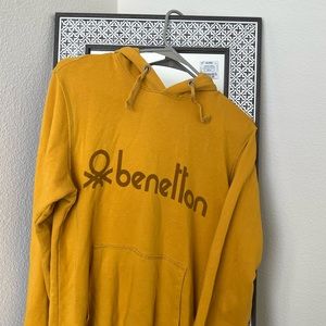 Men hoodies Size Medium United Colors of Benetton